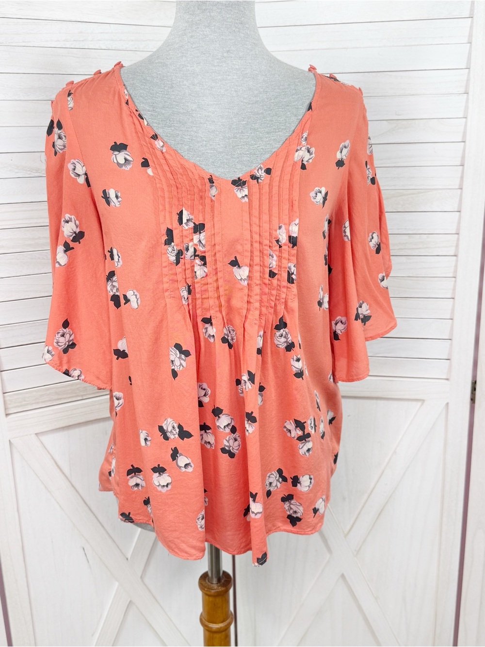 Anthropologie Maeve Maya‎ Floral Flutter Sleeve Pleated Blouse Coral 4 Cottage